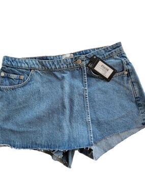 Weekday Slide Denim Faux Wrap Scooter Skirt Size 33 NWT